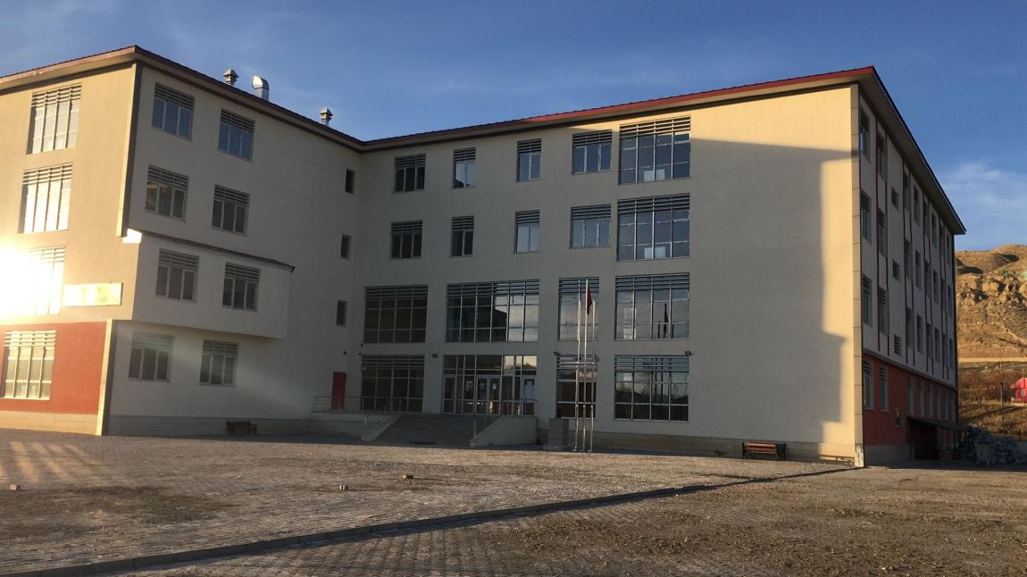 Şehit Fırat Bulut Mesleki ve Teknik Anadolu Lisesi Fotoğrafı