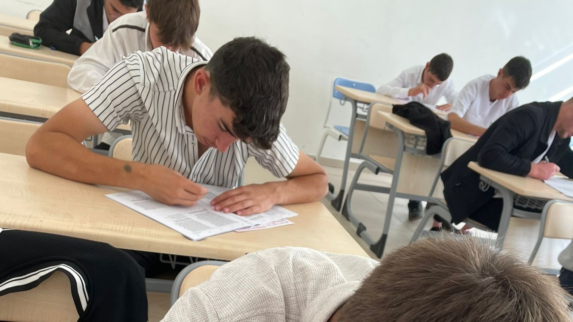 AKADEMİK BAŞARIYI ARTIRMA ADINA 12. SINIFLARIMIZA YÖNLİK YKS DENEME SINAVI UYGULADIK